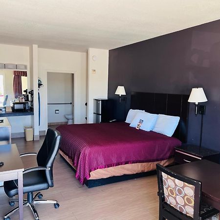 Lone Star Inn And Suites Victoria Εξωτερικό φωτογραφία