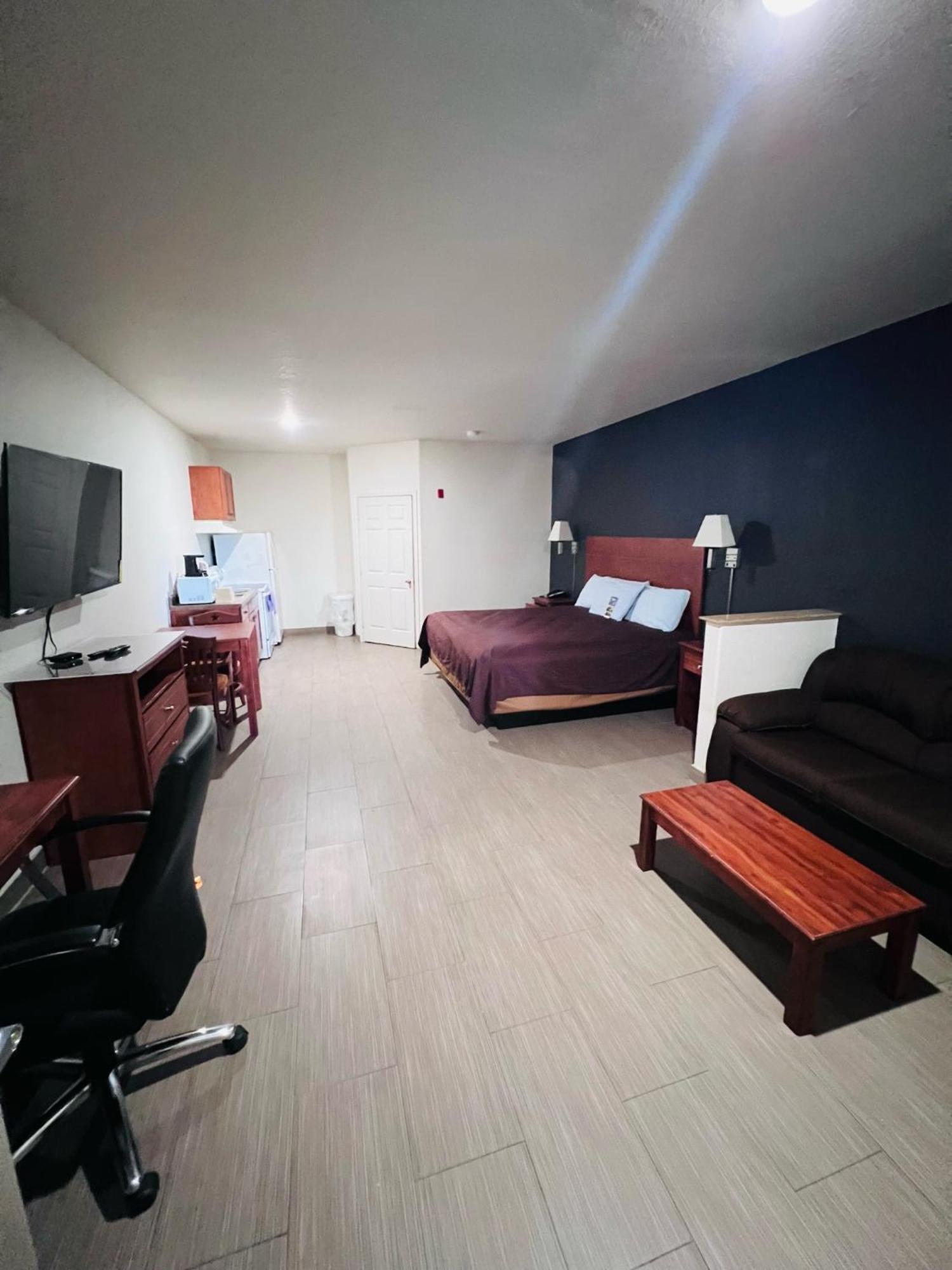 Lone Star Inn And Suites Victoria Εξωτερικό φωτογραφία