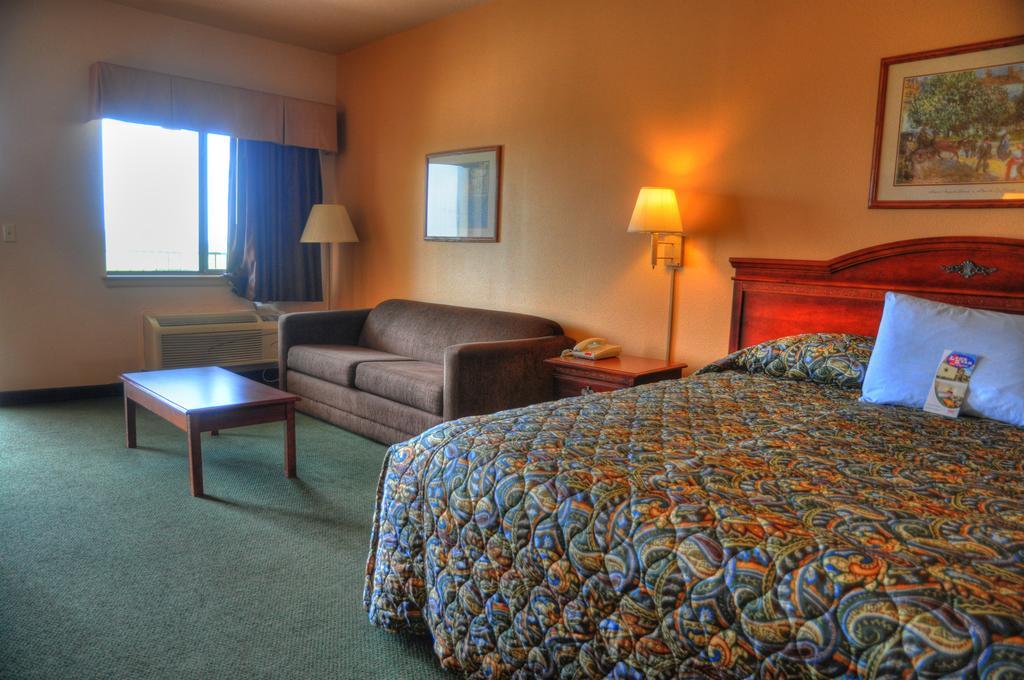 Lone Star Inn And Suites Victoria Εξωτερικό φωτογραφία