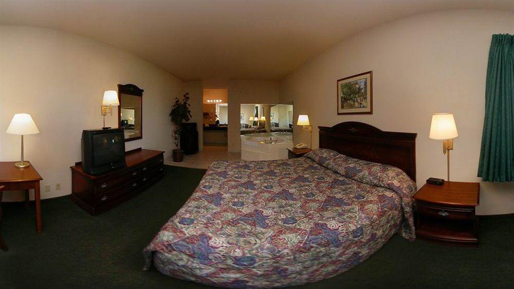 Lone Star Inn And Suites Victoria Εξωτερικό φωτογραφία