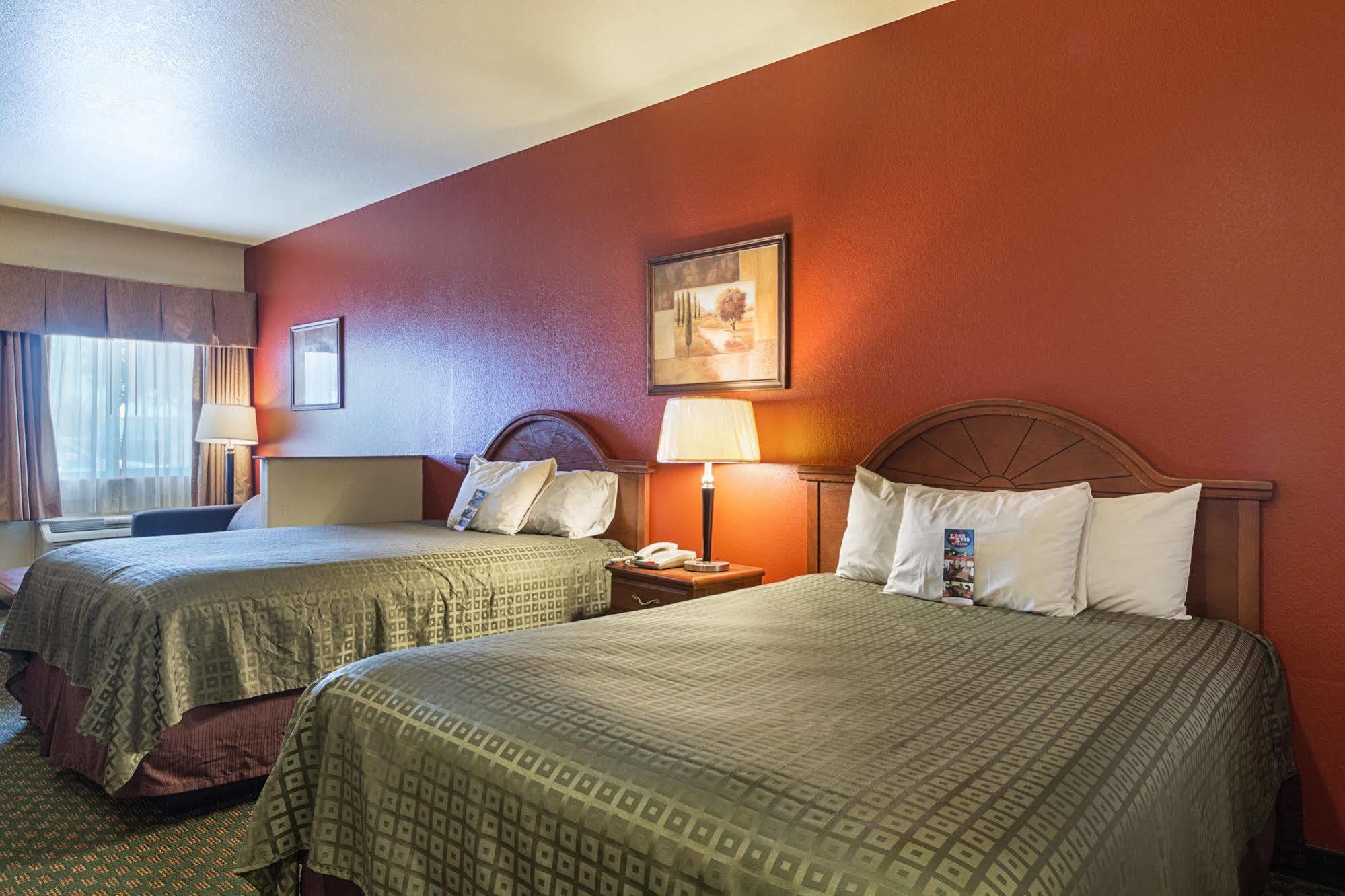 Lone Star Inn And Suites Victoria Εξωτερικό φωτογραφία